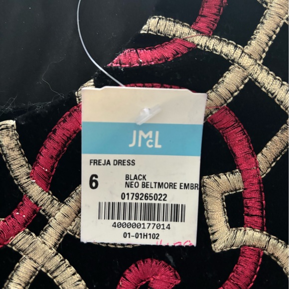 J. Mclaughlin Neo Beltmore Embroidered Freja Velvet Shift Dress - Picture 6 of 7